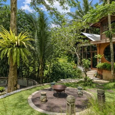 rumah-melati-estate-garden1e Villa Rumah Melati - Villa Gallery
